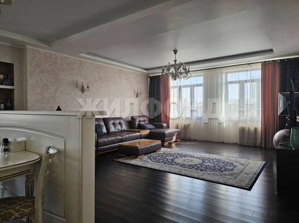 
  Продается 3-комн. квартира, 121.8 м², Крылова ул, д. 7/1
. Фото 1.