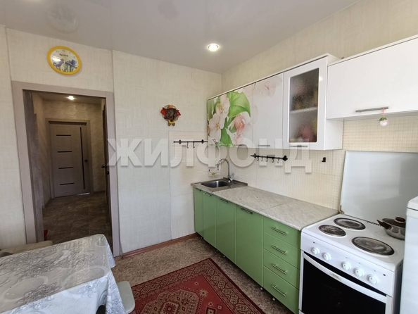 
   Продам 4-комнатную, 77.4 м², Троллейная ул, 152

. Фото 7.