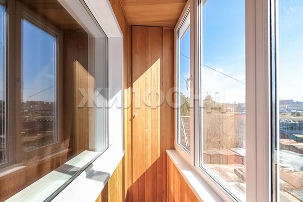 
   Продам 1-комнатную, 38.3 м², Сухарная ул, 78

. Фото 12.