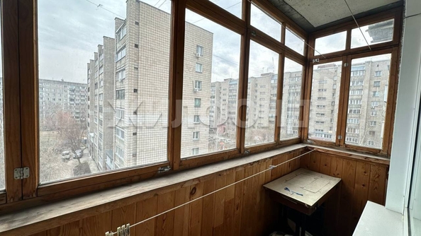 
   Продам 3-комнатную, 59.1 м², Бориса Богаткова ул, 194/4

. Фото 4.