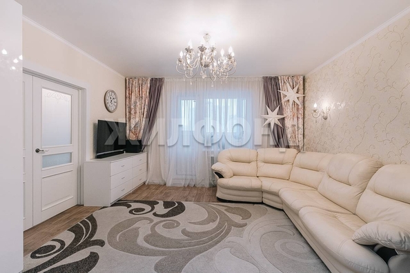 
  Продается 3-комн. квартира, 76.9 м², 2-й (4 мкр.) кв-л, д. 204/1
. Фото 2.
