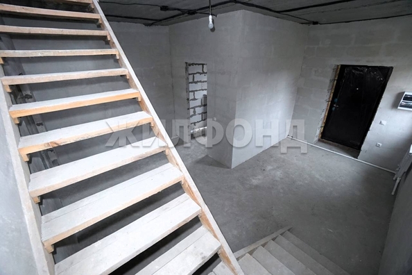 
   Продам дом, 180.9 м², Новосибирск

. Фото 6.