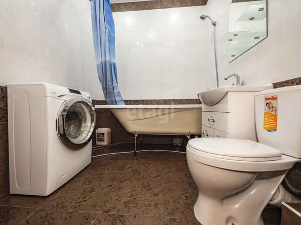 
   Продам 1-комнатную, 39 м², Мясниковой ул, 30

. Фото 16.