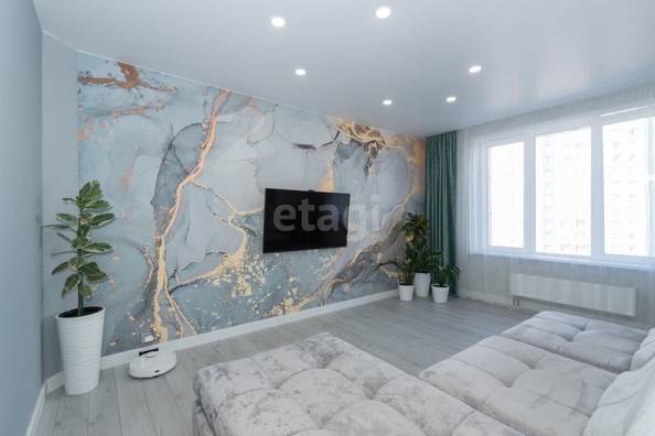 
   Продам 3-комнатную, 83.3 м², Некрасова ул, 41

. Фото 2.