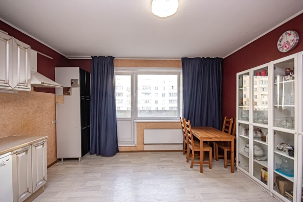 
  Продается 4-комн. квартира, 86.8 м², В. Высоцкого ул, д. 50/4
. Фото 10.