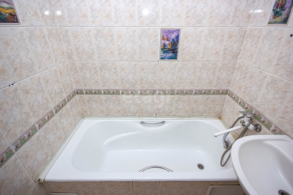 
  Продается 4-комн. квартира, 86.8 м², В. Высоцкого ул, д. 50/4
. Фото 16.