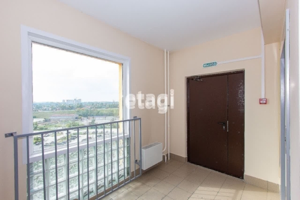 
   Продам 1-комнатную, 35.4 м², Ясный Берег ул, 9

. Фото 7.