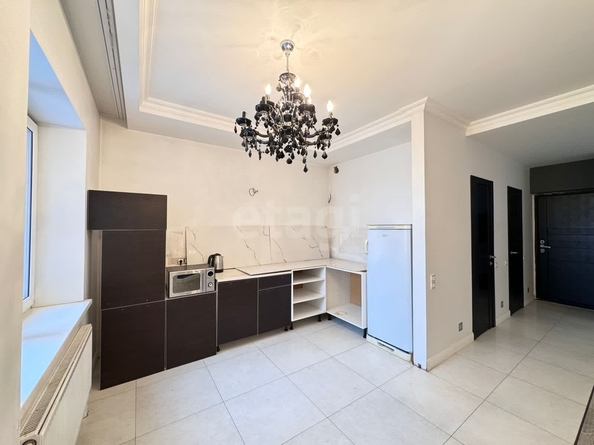 
   Продам 3-комнатную, 89 м², Сухарная ул, 101

. Фото 3.