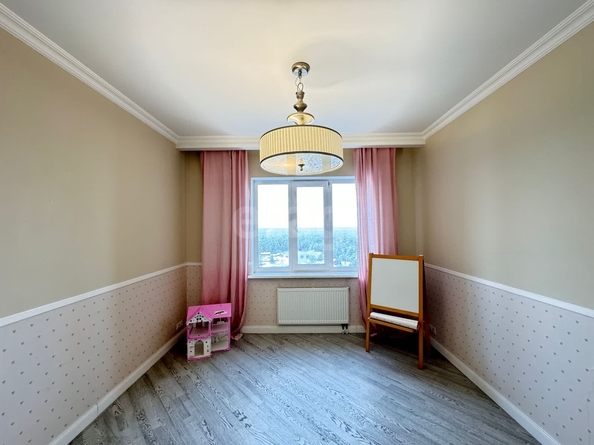 
   Продам 3-комнатную, 89 м², Сухарная ул, 101

. Фото 16.