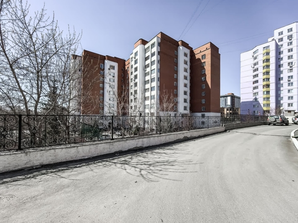
   Продам 4-комнатную, 132 м², Обская ул, 50/1

. Фото 34.
