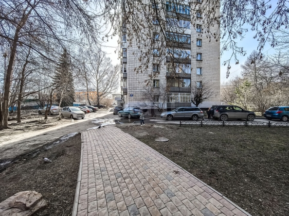 
   Продам 2-комнатную, 42 м², Богдана Хмельницкого ул, 17

. Фото 19.