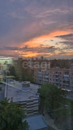 
   Продам 3-комнатную, 51 м², Кошурникова ул, 7

. Фото 7.