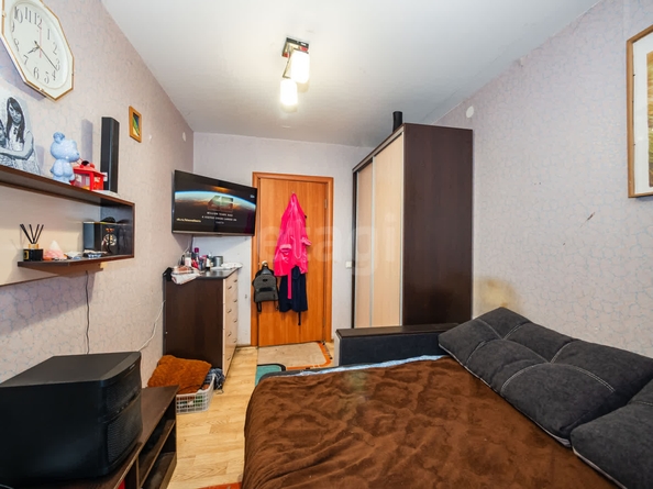 
   Продам 2-комнатную, 48 м², Выборная ул, 99/4

. Фото 1.