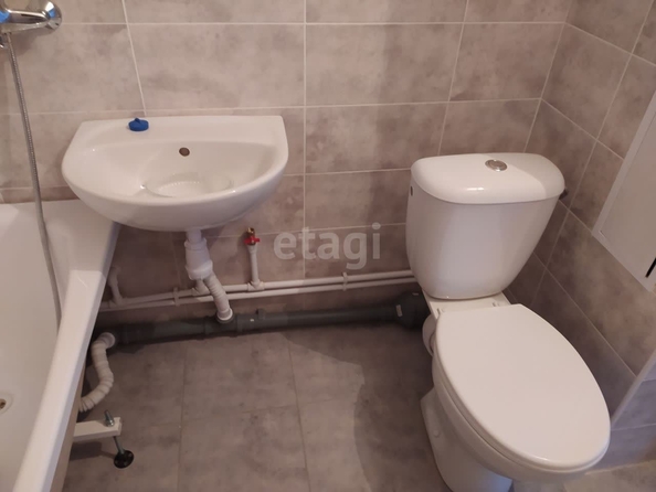 
   Продам 1-комнатную, 35.5 м², Бородина ул, 56

. Фото 6.