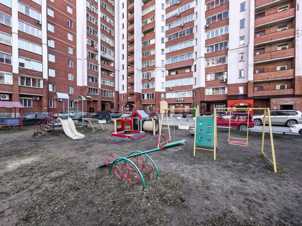 
   Продам 2-комнатную, 61.1 м², Обская ул, 50/2

. Фото 26.