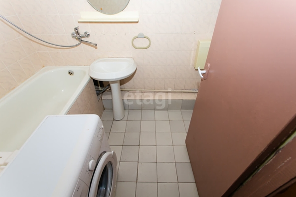 
   Продам 2-комнатную, 57.4 м², Новогодняя ул, 43

. Фото 16.