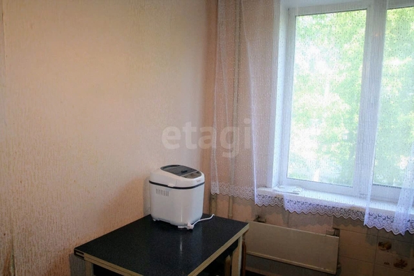 
  Продается 3-комн. квартира, 59.6 м², Петухова ул, д. 122/1
. Фото 7.