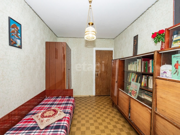 
   Продам 4-комнатную, 72.9 м², Кропоткина ул, 132/1

. Фото 4.