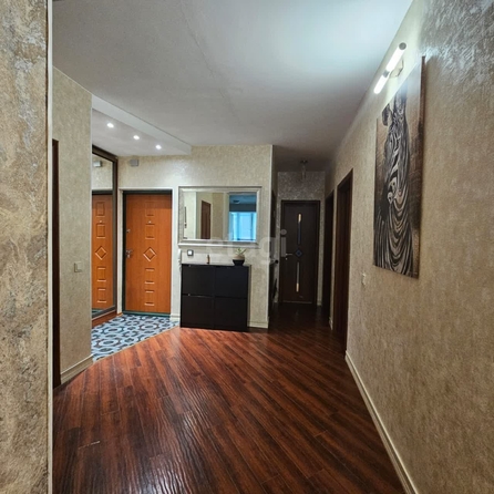 
   Продам 3-комнатную, 81.3 м², Семьи Шамшиных ул, 18

. Фото 14.