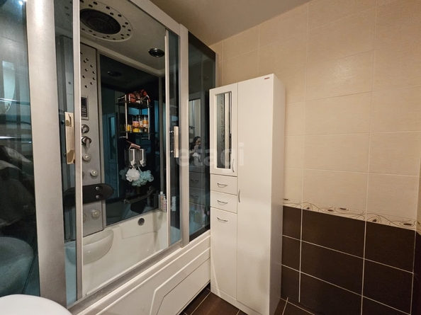 
   Продам 3-комнатную, 81.3 м², Семьи Шамшиных ул, 18

. Фото 26.