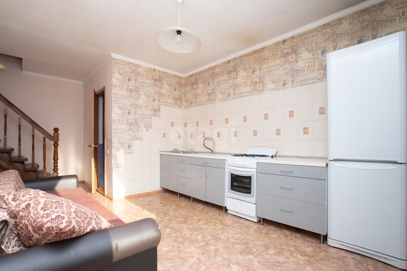 
   Продам 2-комнатную, 75.2 м², 2-я Прокопьевская ул, 46/4

. Фото 9.