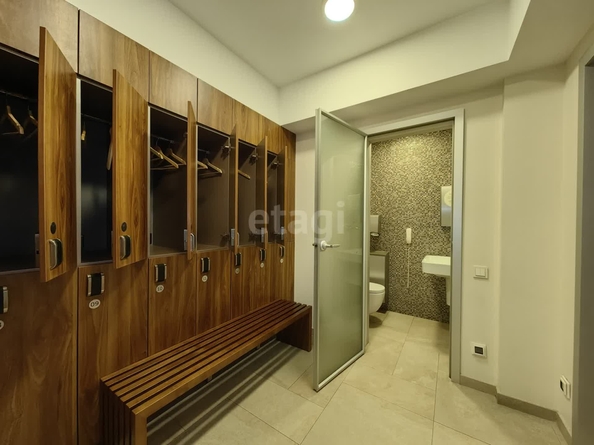 
   Продам помещение, 430 м², Залесского ул, 5/1

. Фото 18.