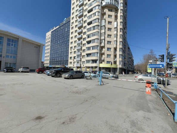 
   Продам помещение, 430 м², Залесского ул, 5/1

. Фото 38.