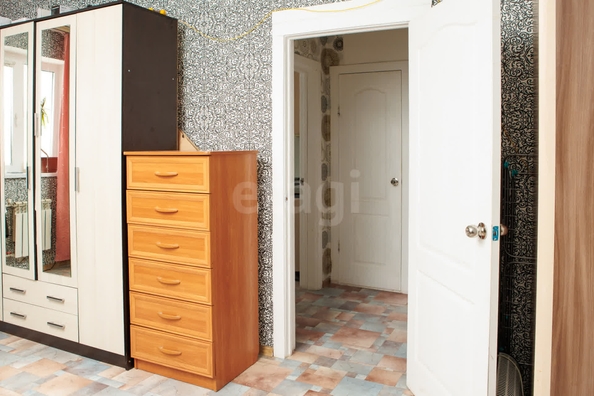 
   Продам 1-комнатную, 36.9 м², Октябрьская ул, 37

. Фото 4.