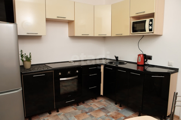 
   Продам 1-комнатную, 36.9 м², Октябрьская ул, 37

. Фото 9.