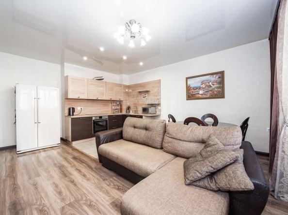 
   Продам 3-комнатную, 69.8 м², Восход ул, 20/1

. Фото 6.