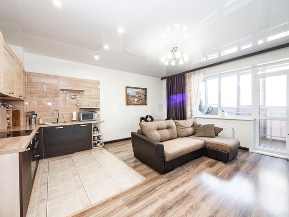 
   Продам 3-комнатную, 69.8 м², Восход ул, 20/1

. Фото 8.