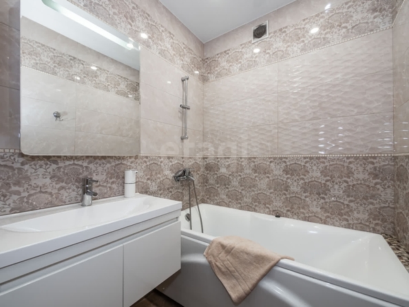 
   Продам 3-комнатную, 69.8 м², Восход ул, 20/1

. Фото 18.