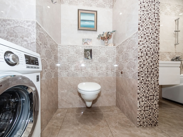 
   Продам 3-комнатную, 69.8 м², Восход ул, 20/1

. Фото 21.