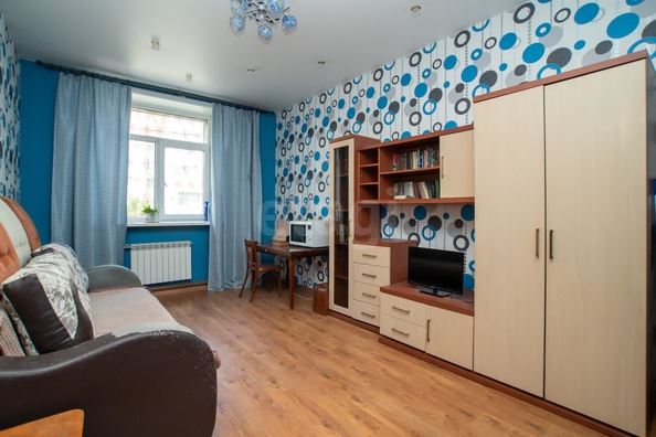 
  Продается 3-комн. квартира, 74 м², Мира ул, д. 42
. Фото 2.