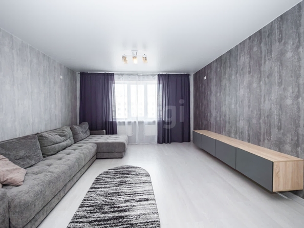 
  Продается 2-комн. квартира, 76 м², Татьяны Снежиной ул, д. 49/1
. Фото 3.