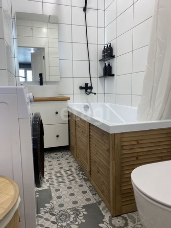 
   Продам 3-комнатную, 57 м², Выборная ул, 135

. Фото 8.