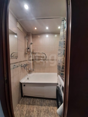 
   Продам 3-комнатную, 59 м², 9-й Гвардейской Дивизии ул, 17

. Фото 1.