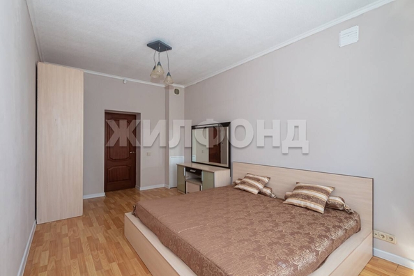 
   Продам 2-комнатную, 63.7 м², Семьи Шамшиных ул, 4

. Фото 5.