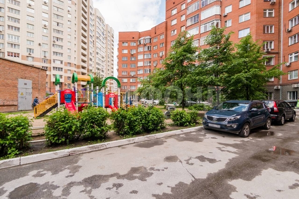 
  Продается 2-комн. квартира, 63.7 м², Семьи Шамшиных ул, д. 4
. Фото 5.