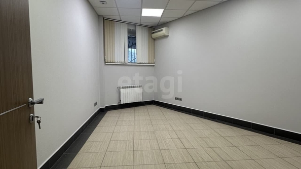 
   Сдам офис, 140 м², Овражная ул, 4

. Фото 24.