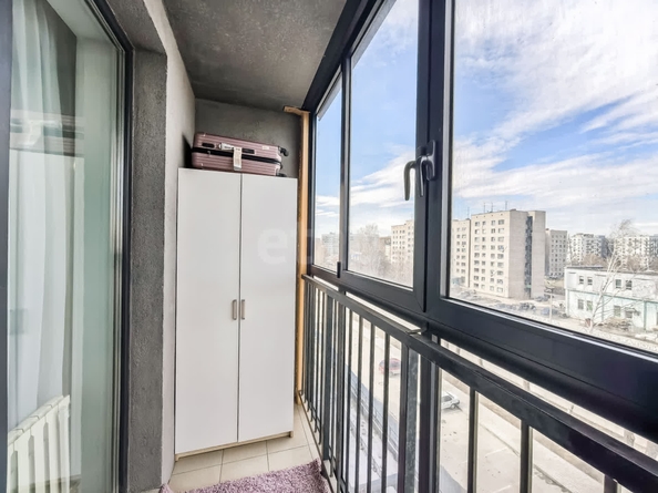 
   Продам 3-комнатную, 64.7 м², Василия Клевцова ул, 1

. Фото 18.