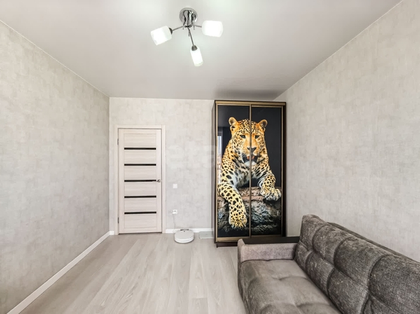 
   Продам 3-комнатную, 64.7 м², Василия Клевцова ул, 1

. Фото 21.
