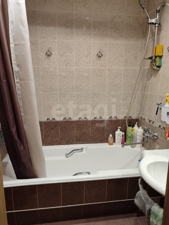 
   Продам 3-комнатную, 65.9 м², Каунасская ул, 1/1

. Фото 3.