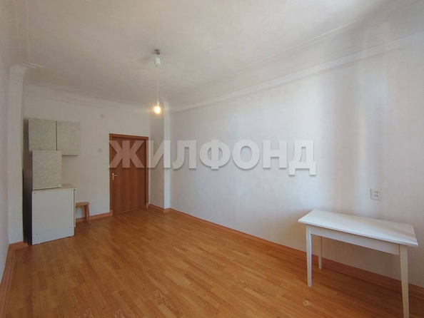 
   Продам секционку, 16.7 м², Римского-Корсакова ул, 14

. Фото 5.