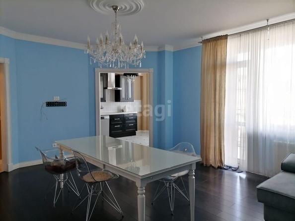 
   Продам 3-комнатную, 107.2 м², 6-й микрорайон, 15

. Фото 11.