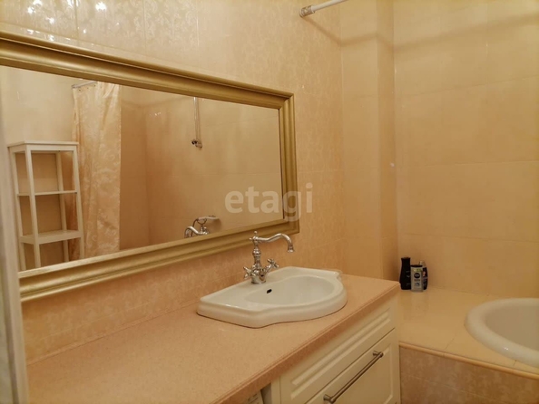
   Продам 3-комнатную, 107.2 м², 6-й микрорайон, 15

. Фото 27.