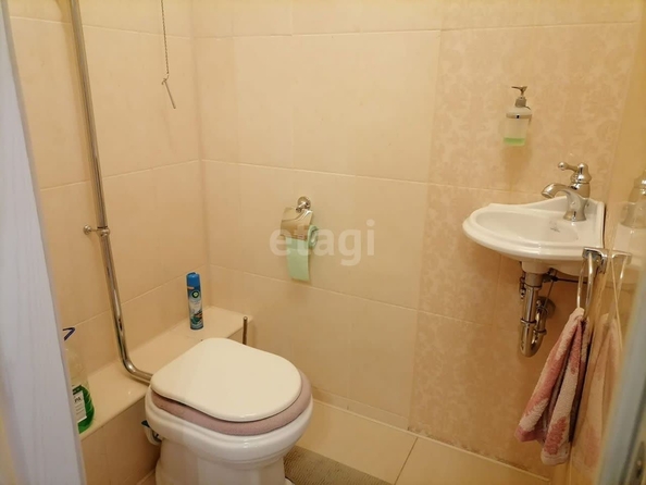 
   Продам 3-комнатную, 107.2 м², 6-й микрорайон, 15

. Фото 38.