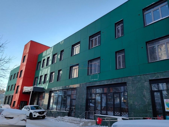 
   Продам 1-комнатную, 35.9 м², Лескова ул, 33

. Фото 3.