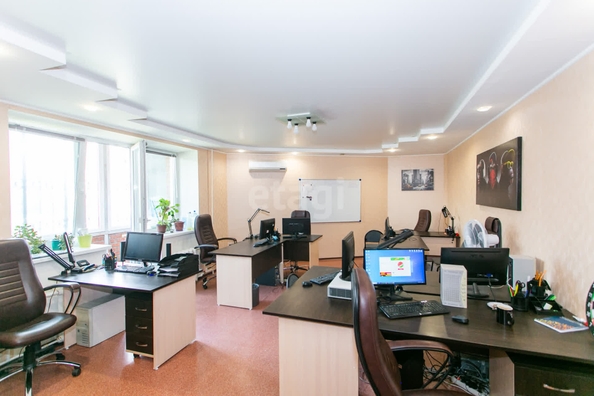 
   Продам офис, 241 м², 

. Фото 3.