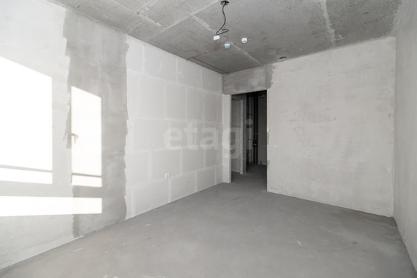 
   Продам 1-комнатную, 38 м², Ясный Берег ул, 43

. Фото 4.